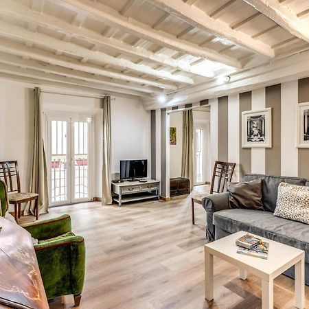 Lovely Spacious Apartment Near The Colosseum Roma Dış mekan fotoğraf
