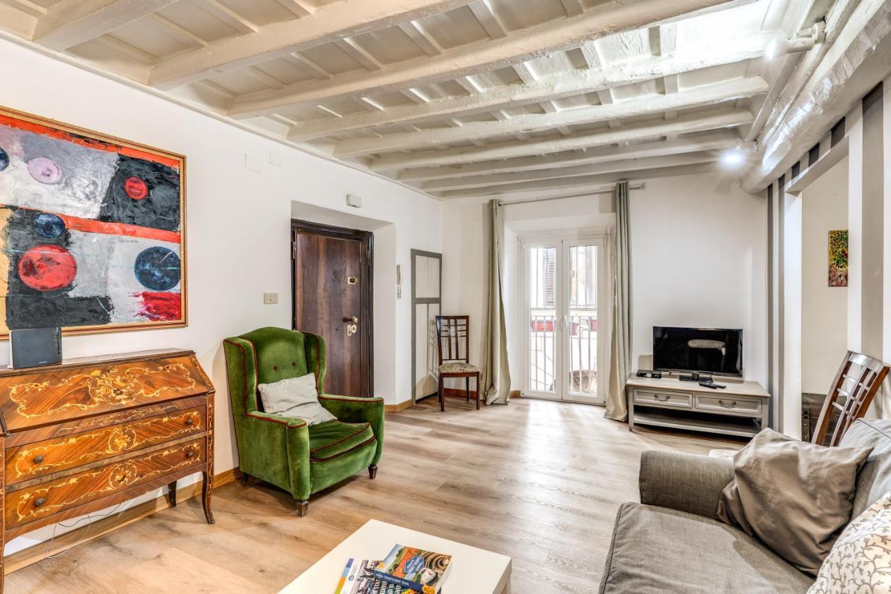 Lovely Spacious Apartment Near The Colosseum Roma Dış mekan fotoğraf