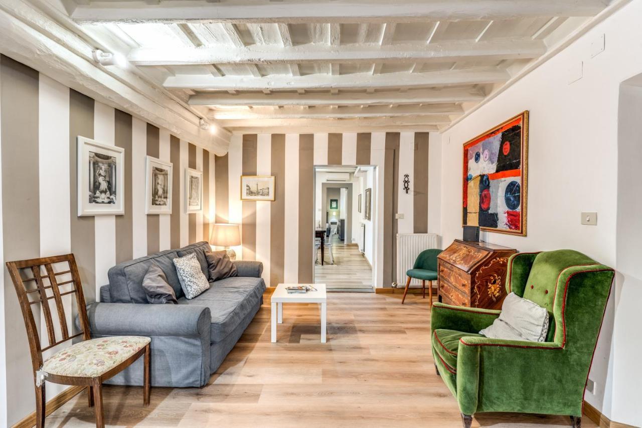Lovely Spacious Apartment Near The Colosseum Roma Dış mekan fotoğraf