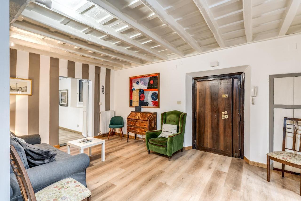 Lovely Spacious Apartment Near The Colosseum Roma Dış mekan fotoğraf
