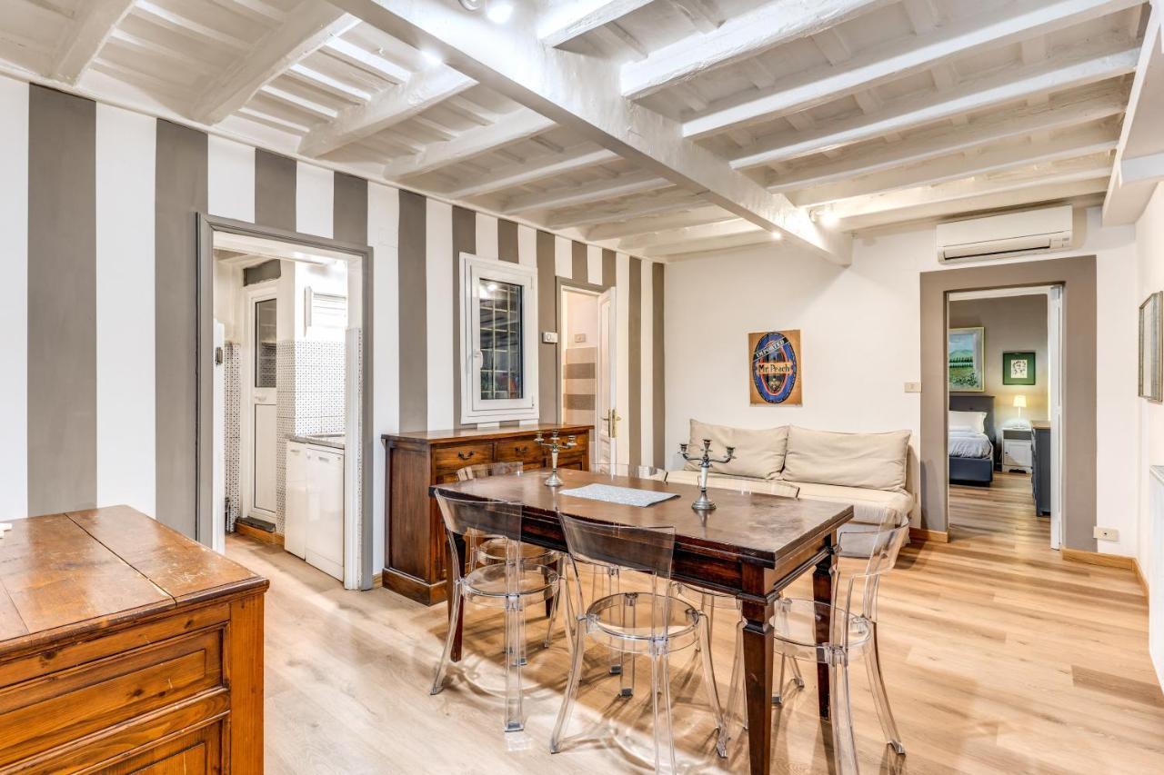 Lovely Spacious Apartment Near The Colosseum Roma Dış mekan fotoğraf