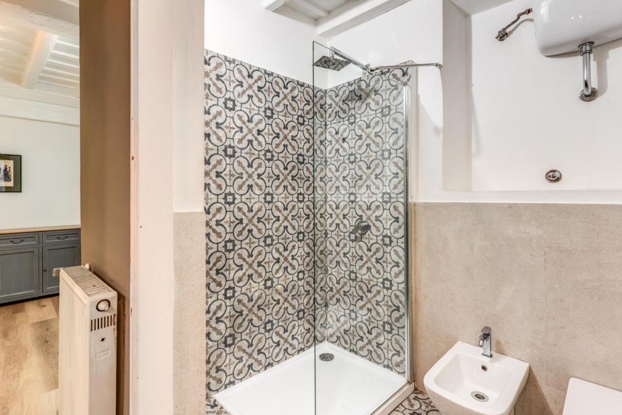 Lovely Spacious Apartment Near The Colosseum Roma Dış mekan fotoğraf